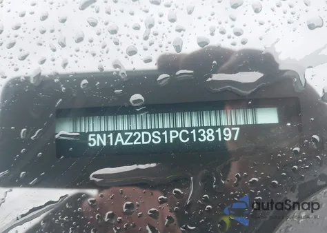 2023 Nissan Murano Platinum Intelligent Awd z USA, uszkodzony, nr VIN 5N1AZ2DS1PC138197